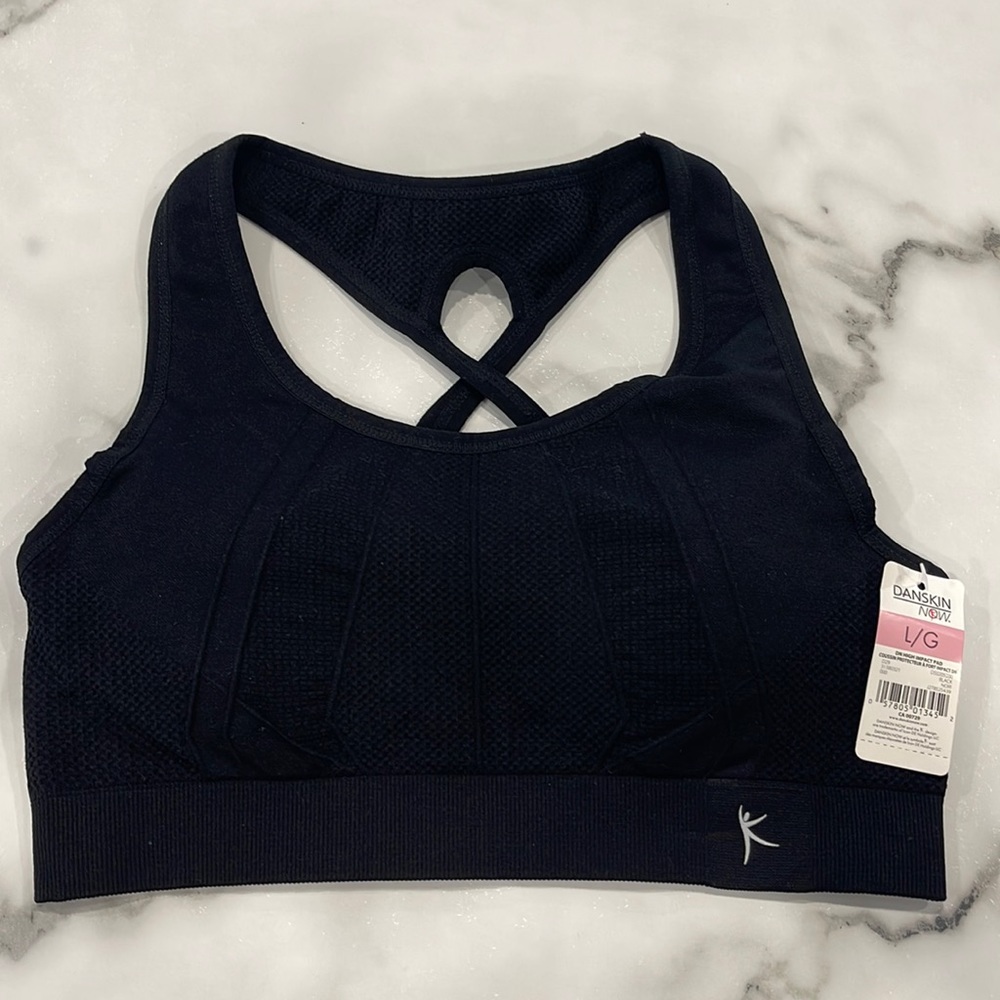 New with tags Sport bra Danskin size L